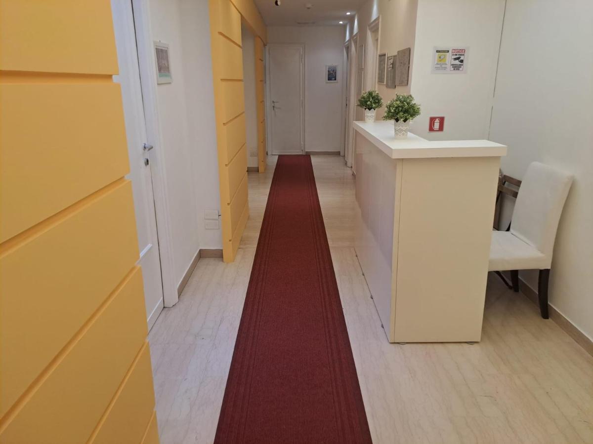 In Roma Life Hotel ภายนอก รูปภาพ
